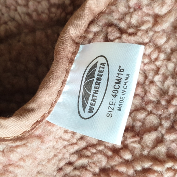 Doggie Assortment Bag - Clothes & Toys for Dogs (Medium breeds) - Picture 11 of 14